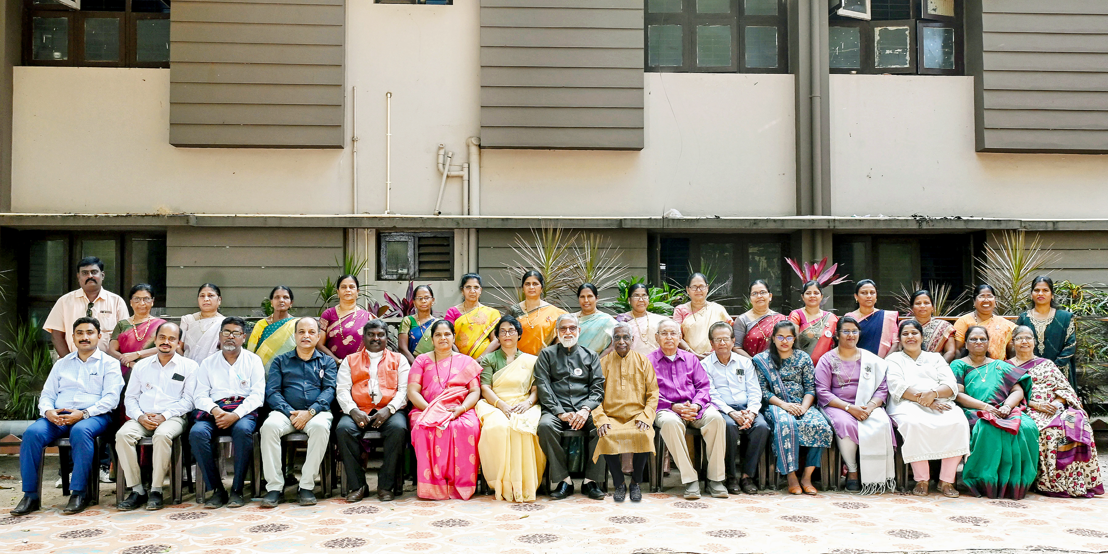 /news/alumni_spouse_meet_2026/02.jpg