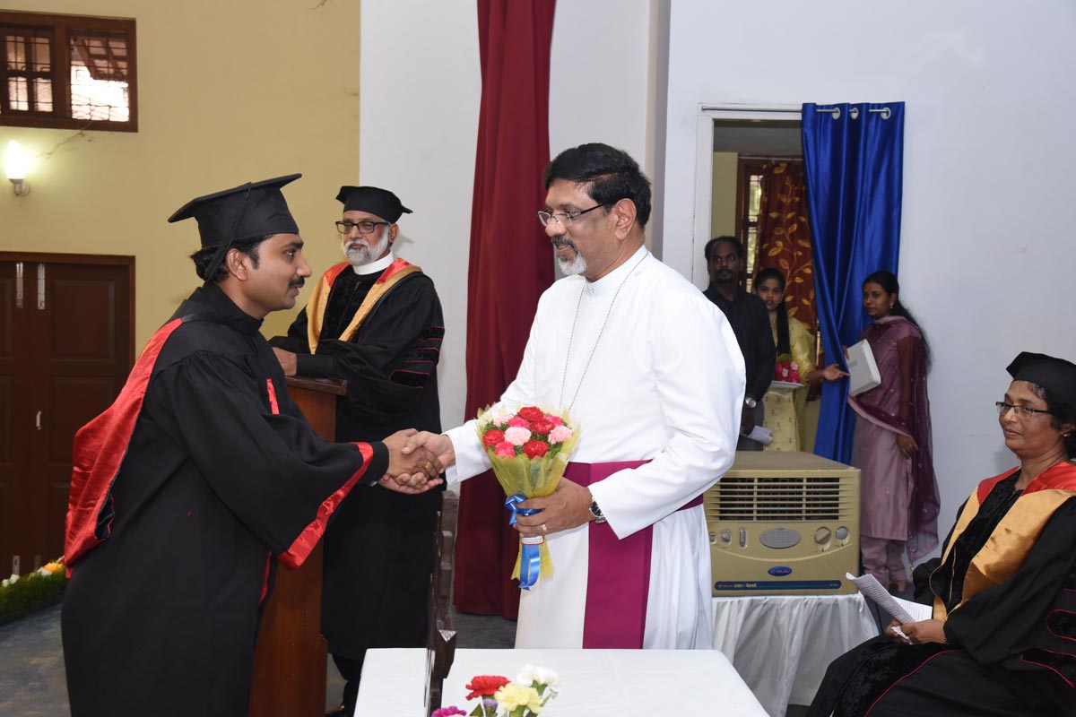 /news/valedictory_22/NKS_4344.jpg