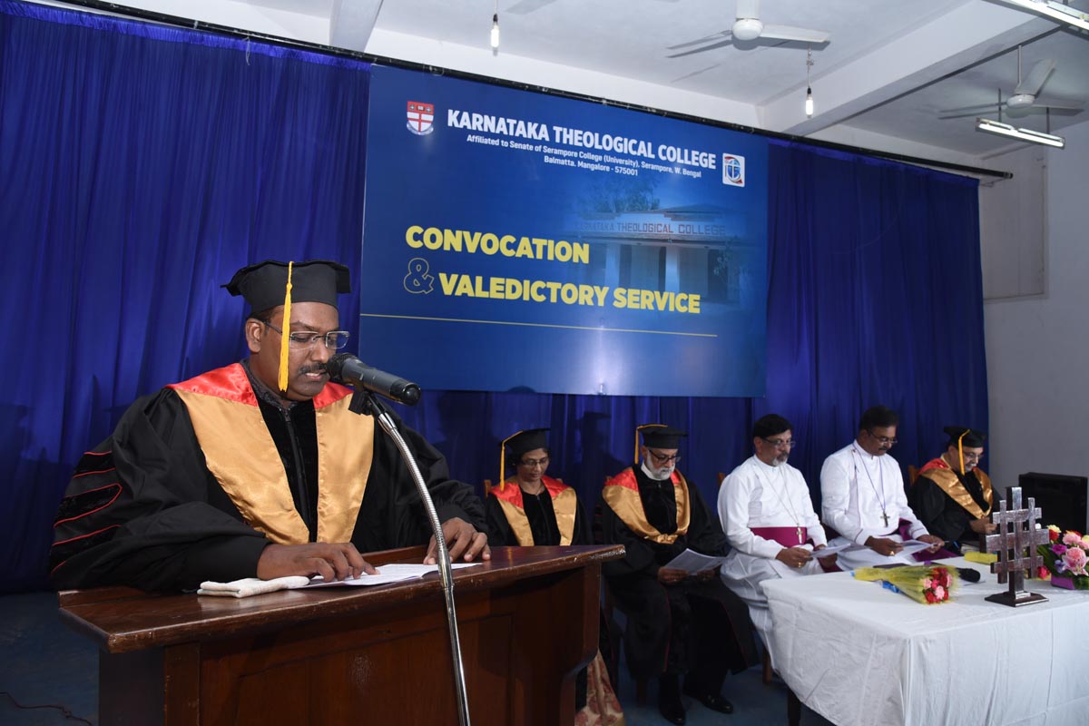 /news/valedictory_22/NKS_4347.jpg