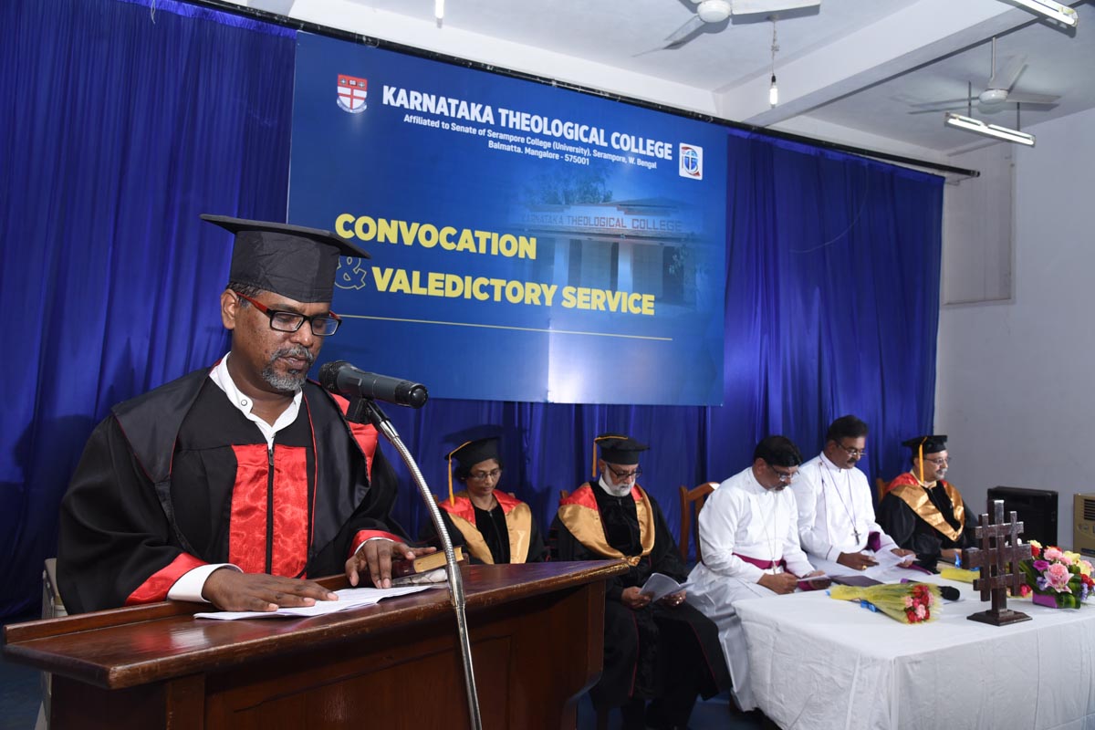 /news/valedictory_22/NKS_4361.jpg