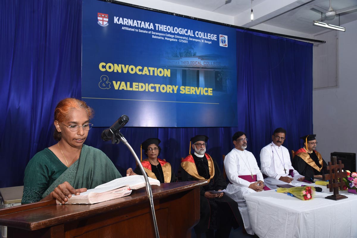 /news/valedictory_22/NKS_4364.jpg