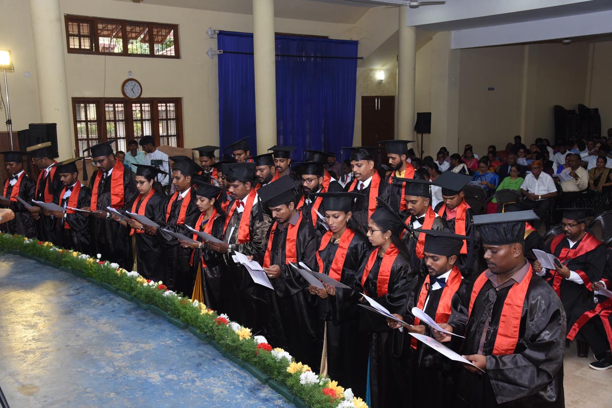 /news/valedictory_22/NKS_4467.jpg