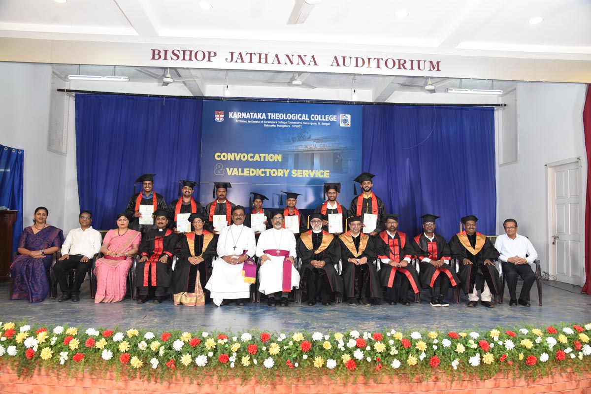 /news/valedictory_22/NKS_4672.jpg